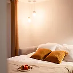 4P 1Br - Monthly Rental - Step From Place Vendome